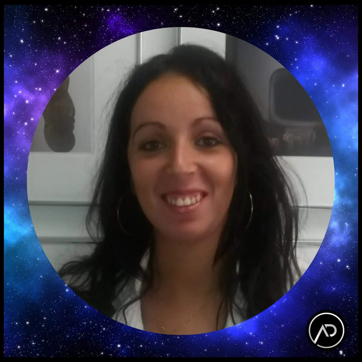 Sabrina Bouzembrak praticienne en psychogénéalogie Antony